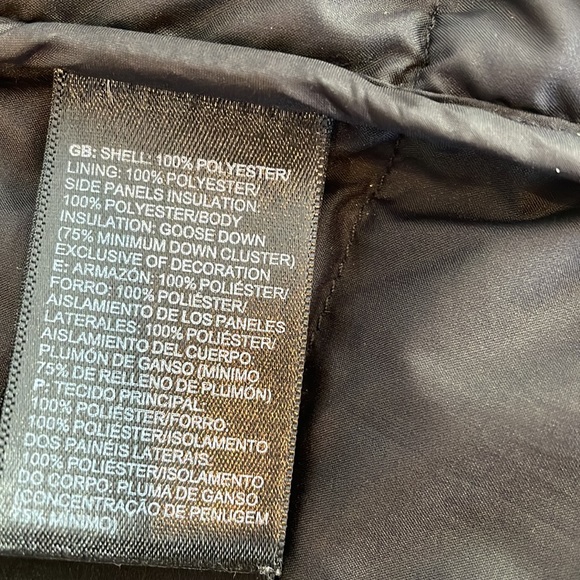 North face down vest - Picture 3 of 4